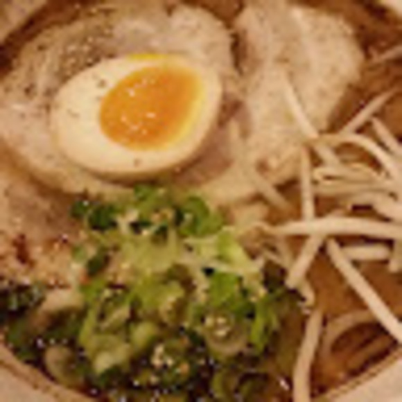 Meet your Posher, Alysia - Picture 1 of 1